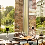 Abion Spreebogen Waterside 4*