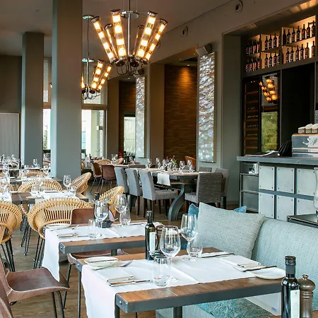 ホテル Abion Spreebogen Waterside 4*