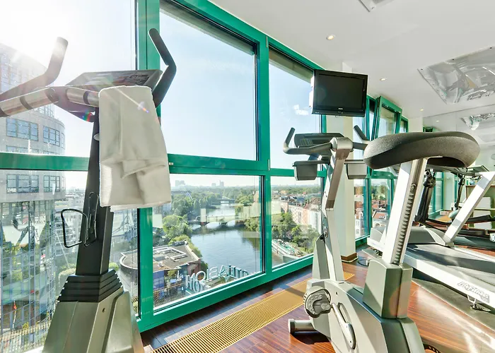 فندق Abion Spreebogen Waterside 4*