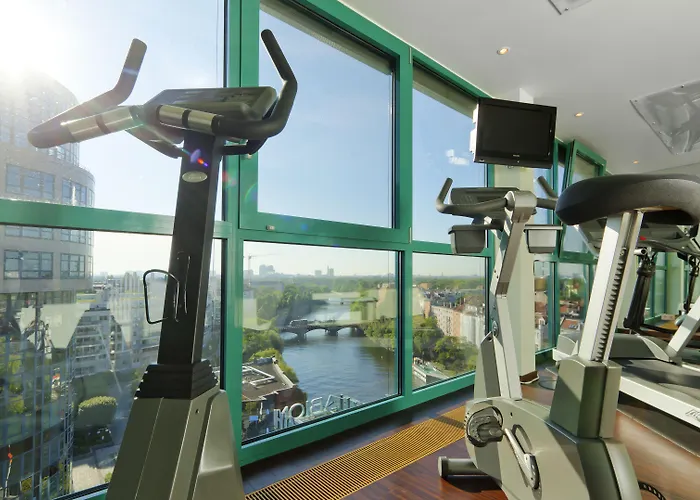 Abion Spreebogen Waterside Otel