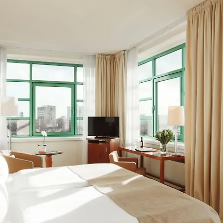 Abion Spreebogen Waterside 4*