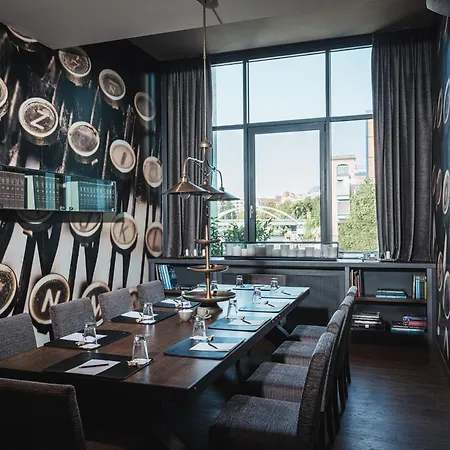 Abion Spreebogen Waterside 4*