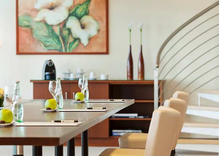 Abion Spreebogen Waterside Hotel 4*